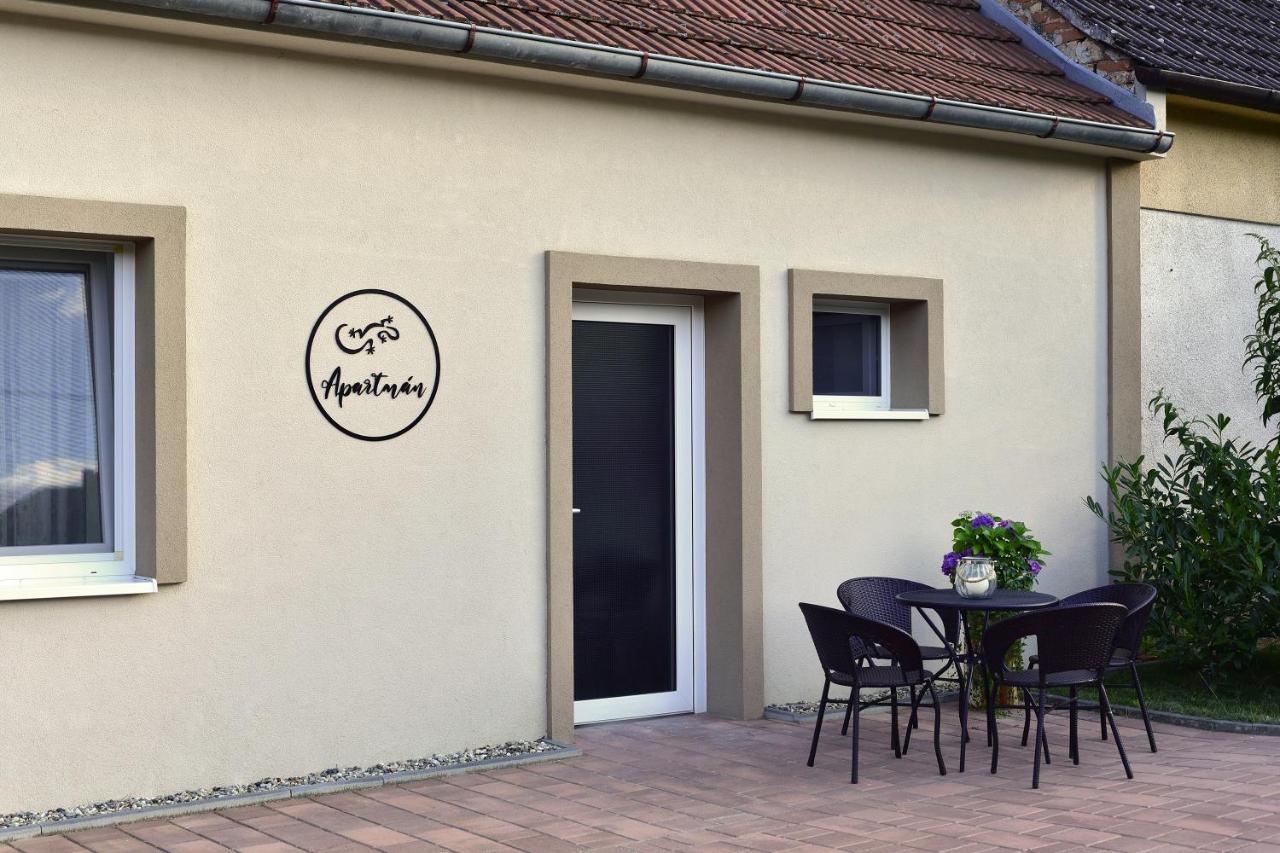 Apartman Mloci Udoli • Podyji Znojmo Exterior foto